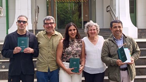 Imagen Lanzamiento Libro Araucaria Araucana