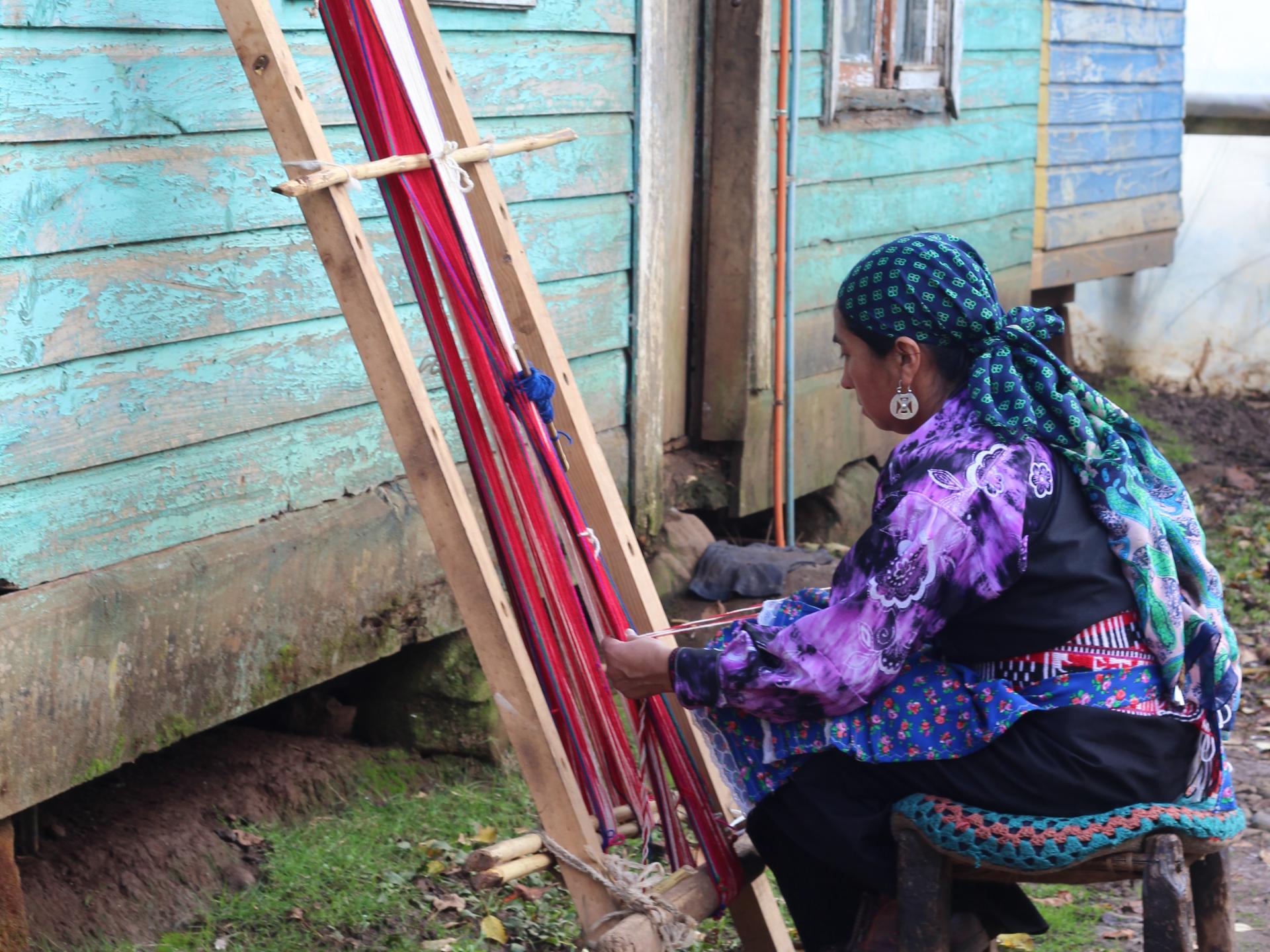 Elcira Mariqueo textilera Mapuche