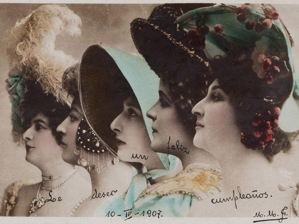 Mujeres con sombrero