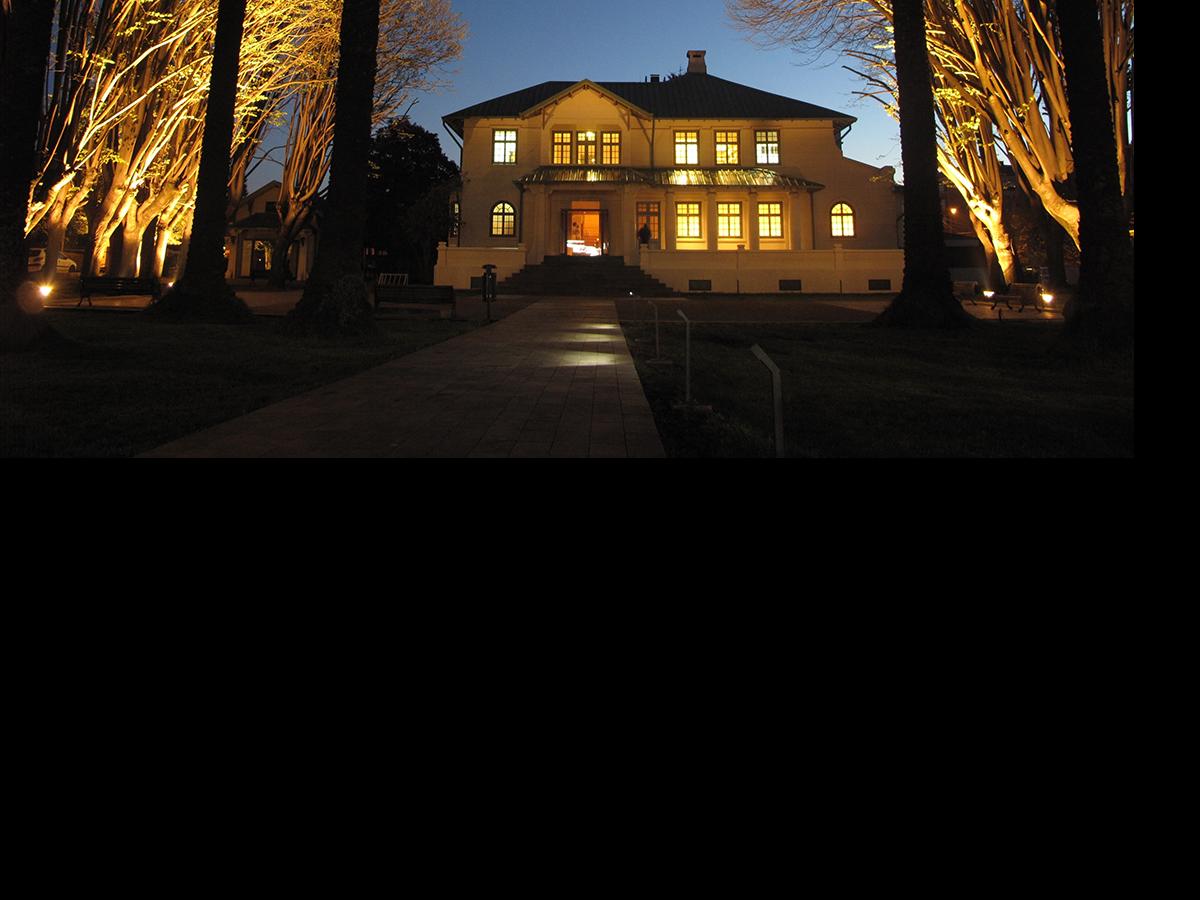 Museo Regional de la Araucanía al atardecer