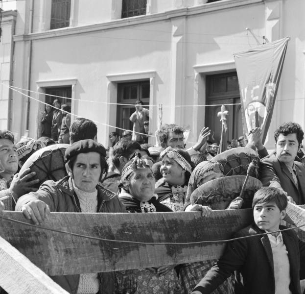 Salvador Allende llega a Temuco en el mes de marzo del año 1971, en el marco de la Reforma Agraria para profundizarla y entregar a la población mapuche las herramientas para su inserción en el mundo agrícola. El día 28 se crea el Instituto de capacit